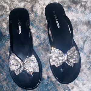 Fashion nova black rhinestone flip flops/ sandals